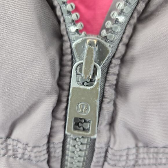 Lululemon Goose Down Puffer Jacket Womens 4 XS Gray Hot Pink Removable Hood - Picture 9 of 14
